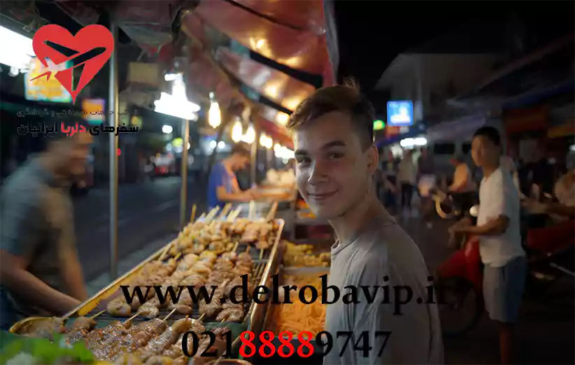 غذاها و نوشیدنیهای خیابان خائوسان بانکوک