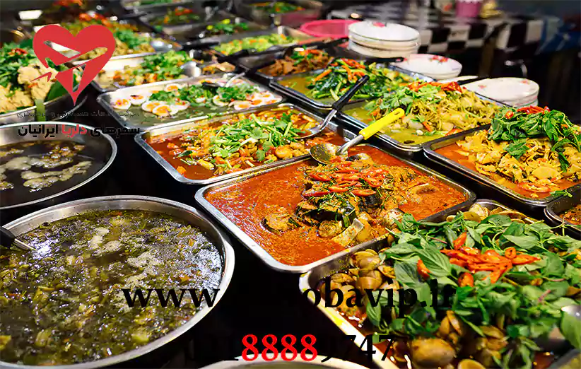غذاهای معروف و خوشمزه به تنهایی یک جاذبه گردشگری بانکوک محسوب می شوند